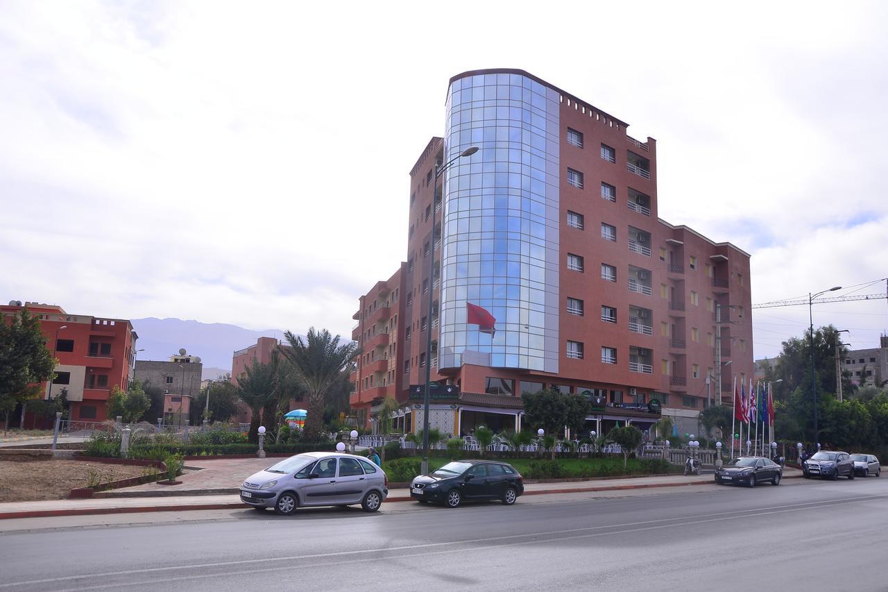 Hotel Hadaik Ain Asserdoune بني ملال‎ المظهر الخارجي الصورة